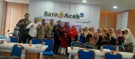 SOSIALISASI DAN AKTIVASI PENGGUNAAN APLIKASI INTERNET BANKING CORPORATE (IBC)